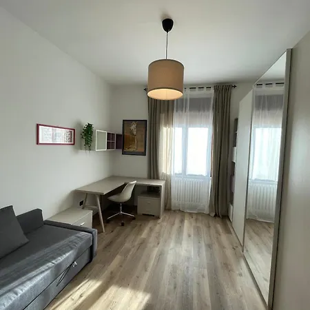 Auroraeast Appartement *