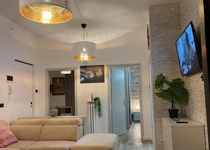 Auroraeast Apartment